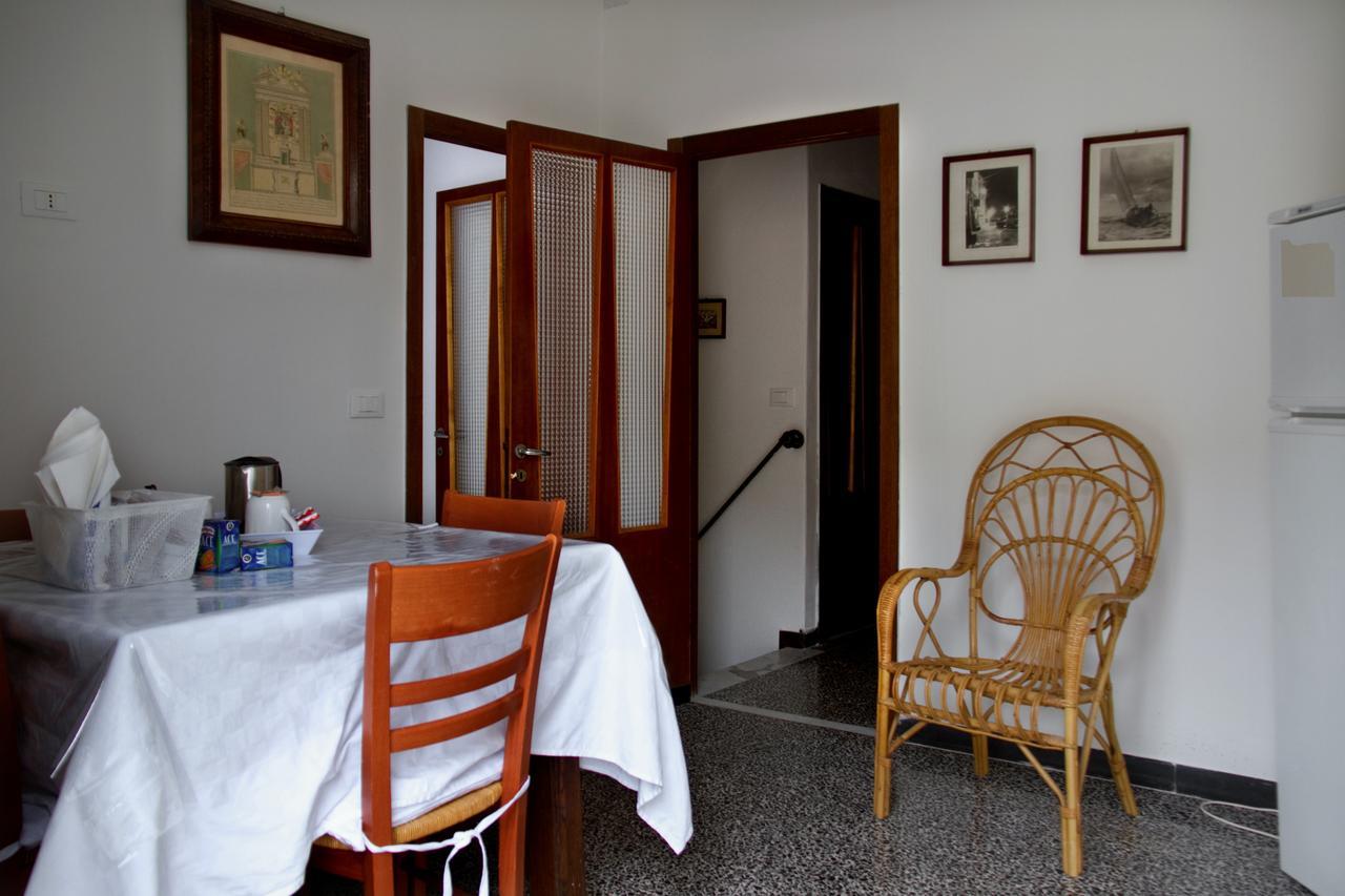 Guesthouse Rollando Vernazza Exterior foto
